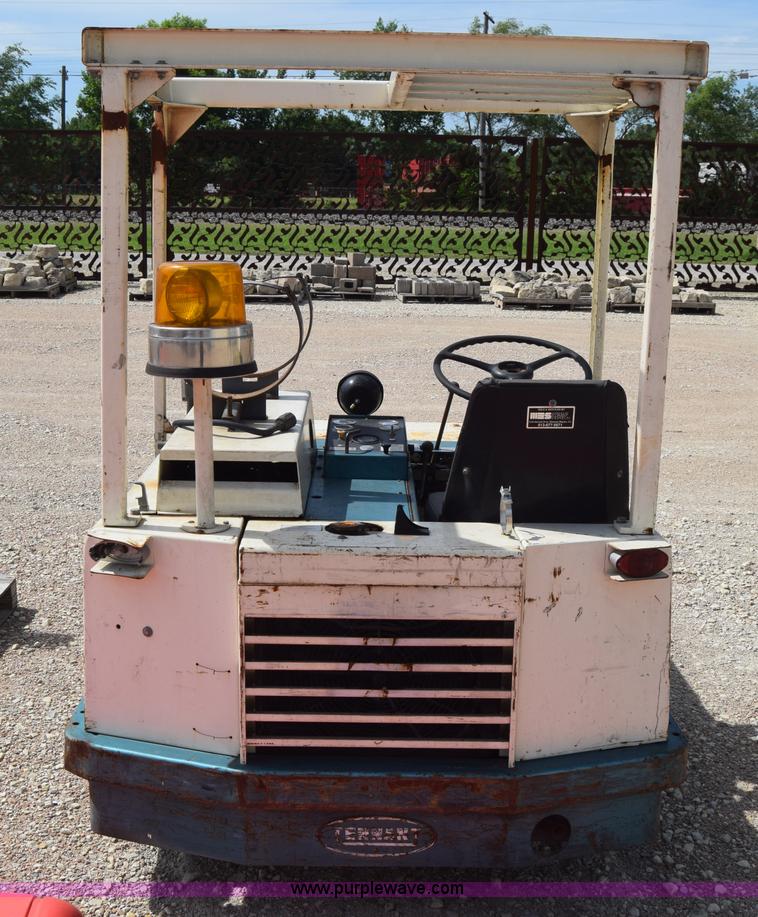 image for item L2720 Tennant 280 power sweeper