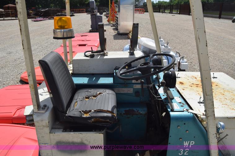 image for item L2720 Tennant 280 power sweeper