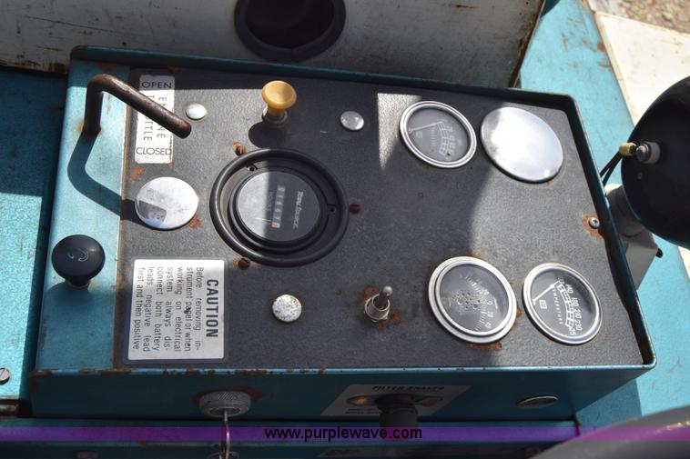 image for item L2720 Tennant 280 power sweeper