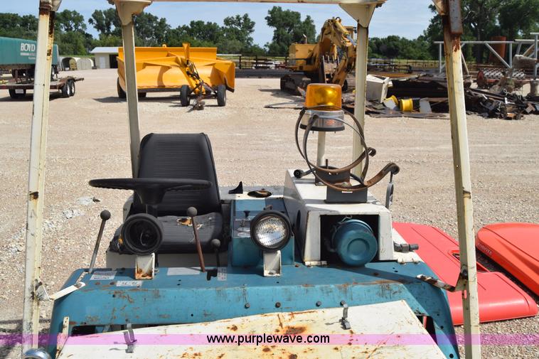 image for item L2720 Tennant 280 power sweeper