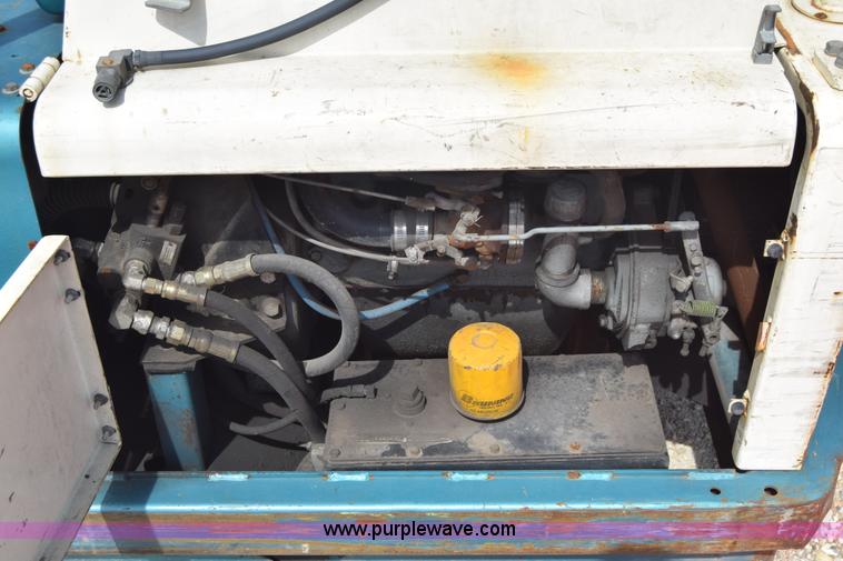 image for item L2720 Tennant 280 power sweeper