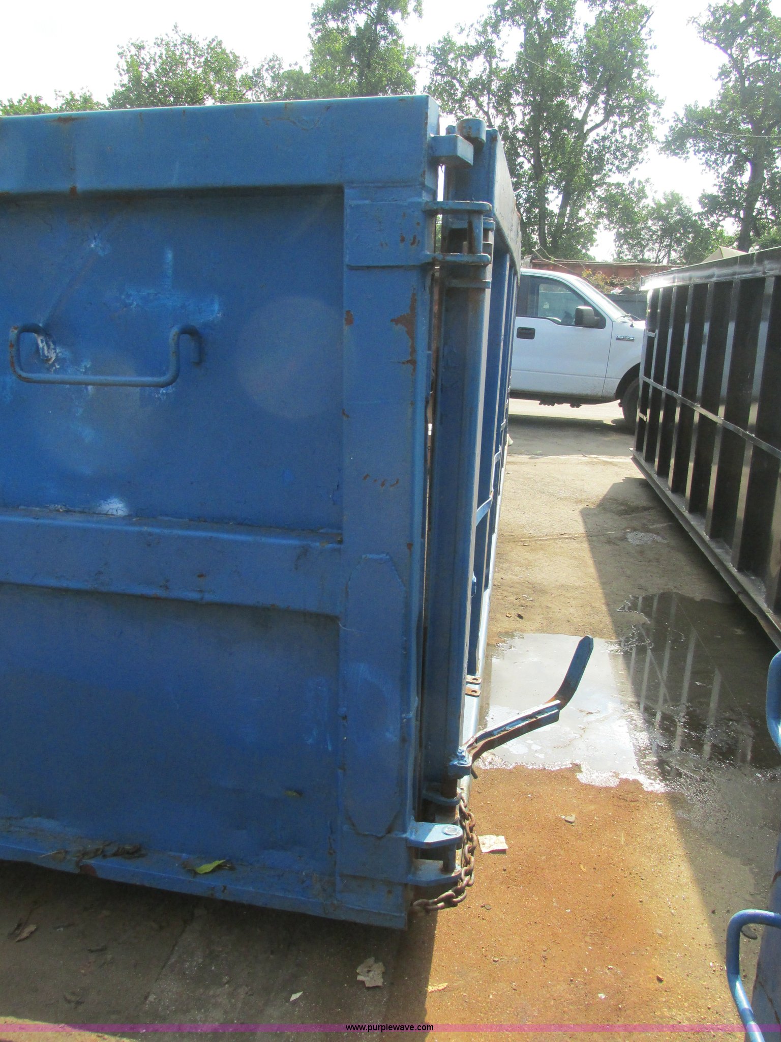 Galbreath steel rolloff container in University City, MO Item BS9176 sold Purple Wave