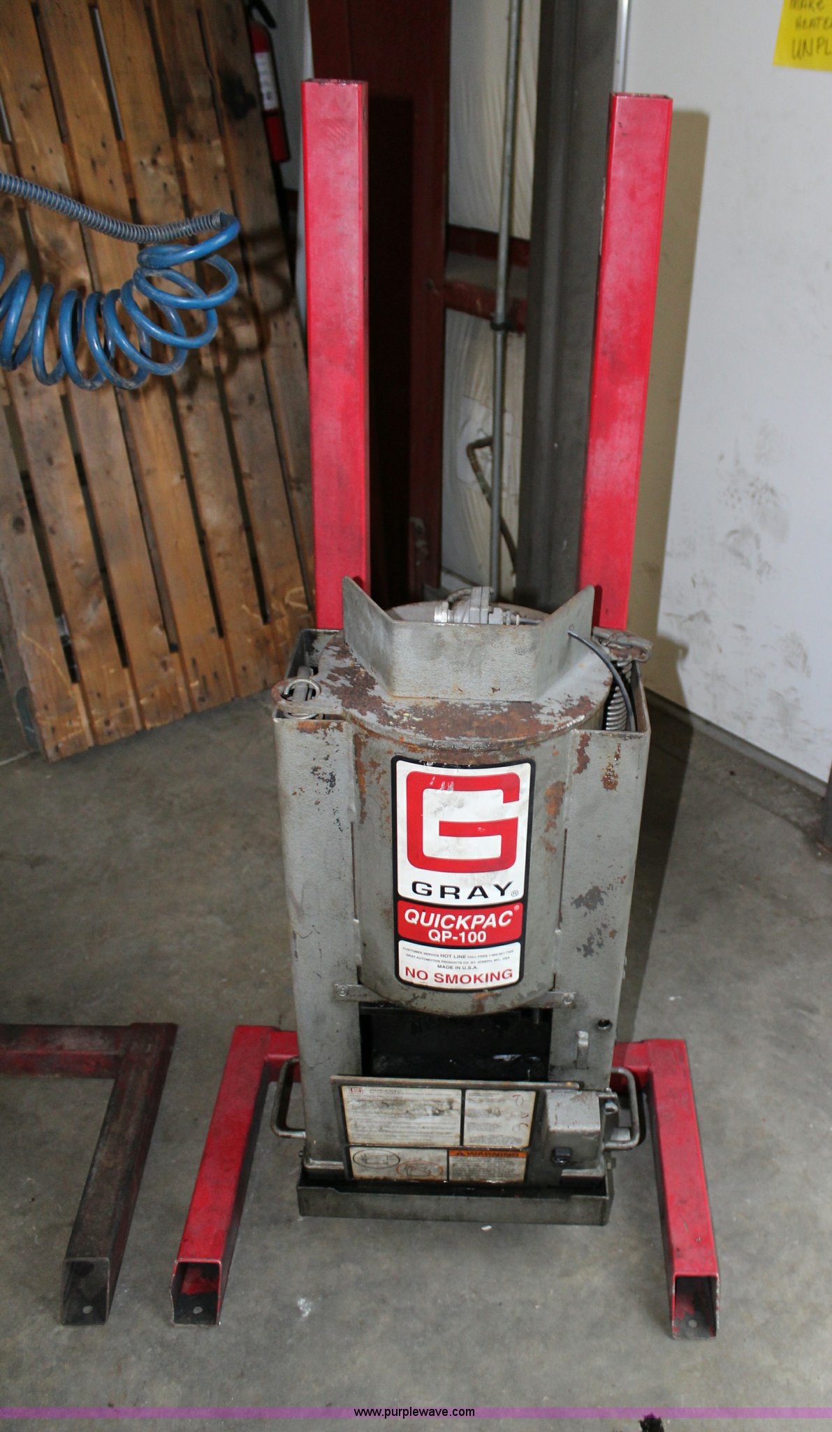 (2) Grey Quickpac QP100 oil filter crushers in Olathe, KS Item J5879 sold Purple Wave