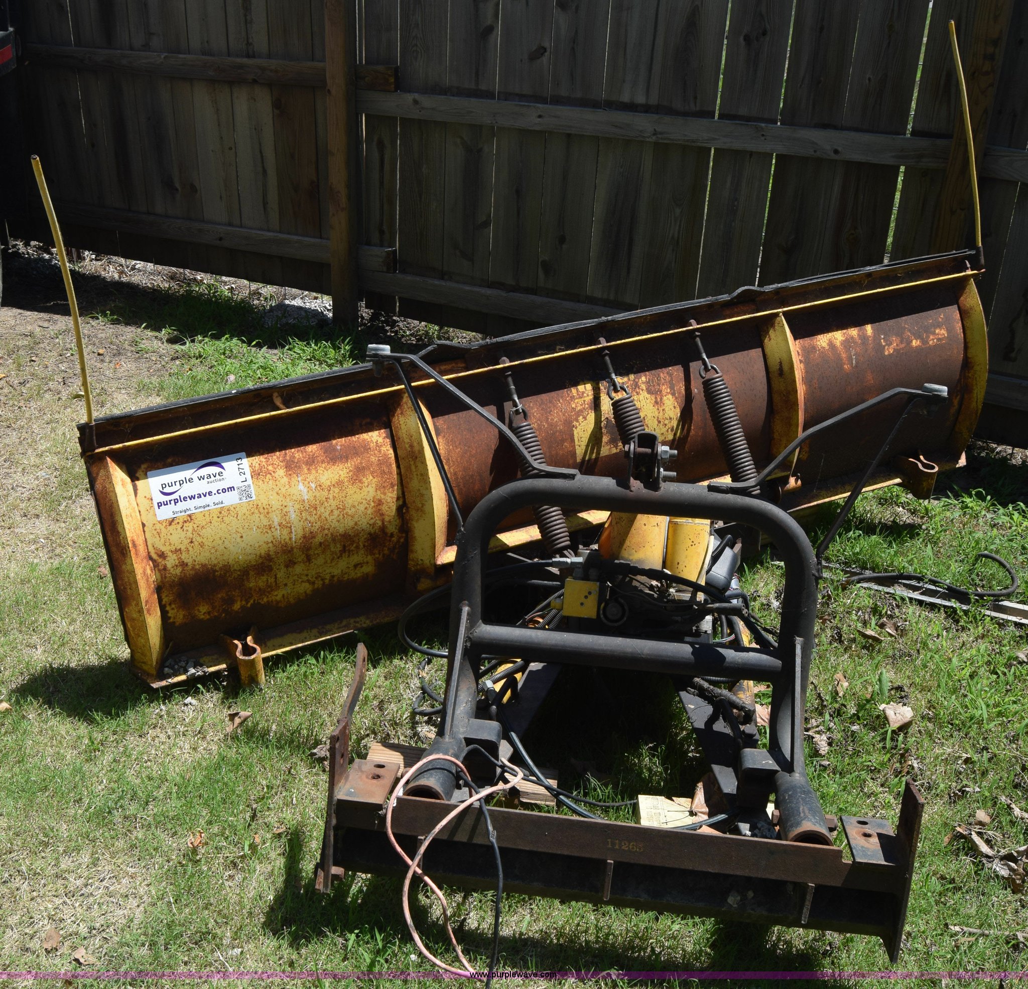 Meyer ST90 snow plow in Wichita, KS Item L2713 sold Purple Wave