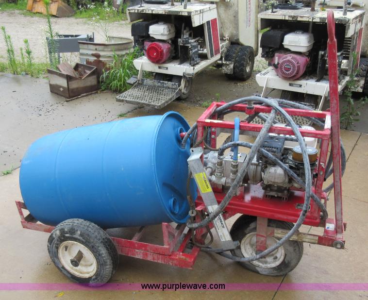 image for item AO9094 Razorback concrete curing wagon