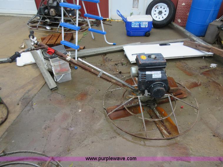 image for item AO9096 Power trowel