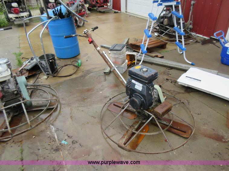 image for item AO9096 Power trowel