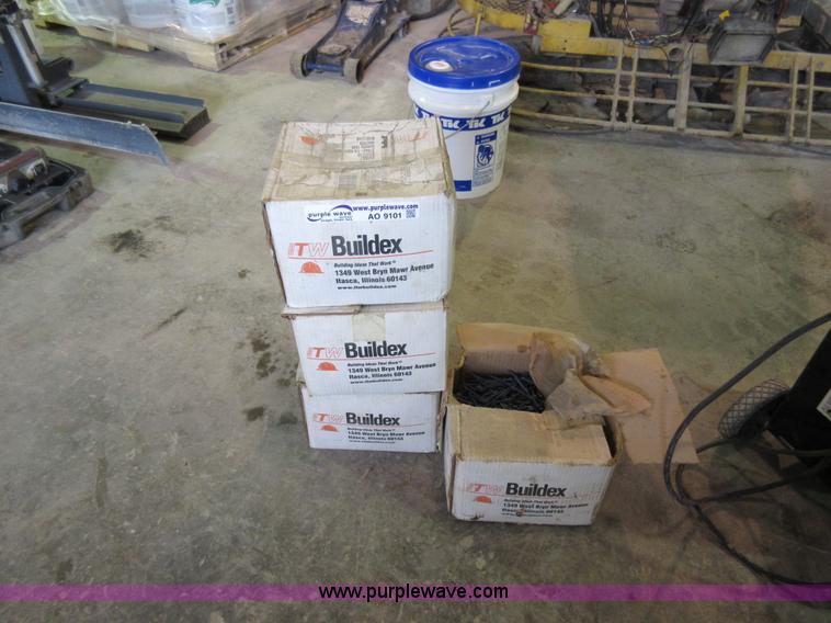 image for item AO9101 Assorted TW Buildex concrete screws