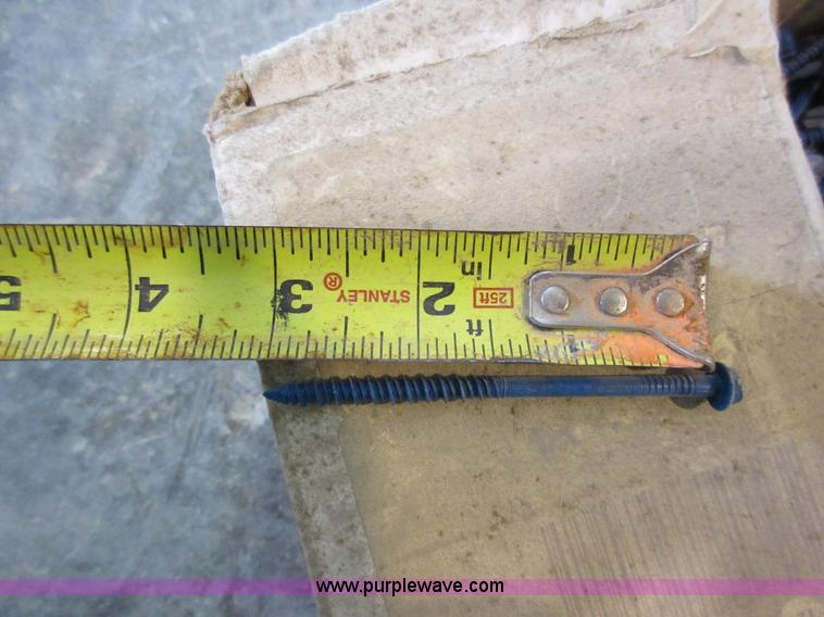 image for item AO9101 Assorted TW Buildex concrete screws