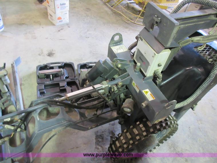 image for item AO9106 Somero mini screed