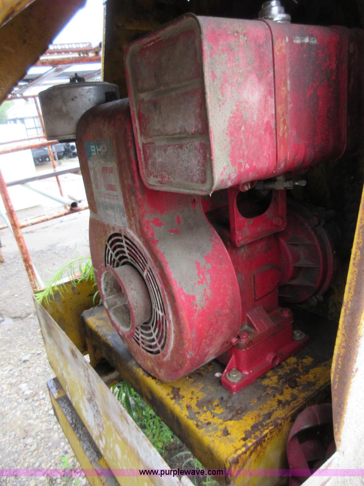 image for item AO9119 Gilson 660-9 concrete mixer