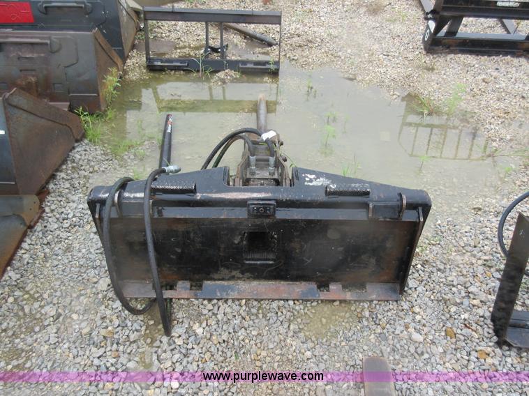 image for item AO9122 John Deere hydraulic breaker