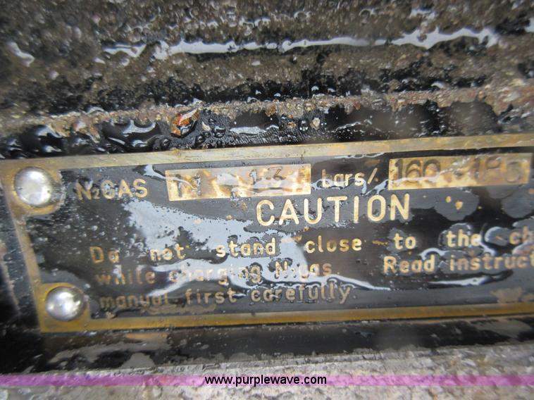 image for item AO9122 John Deere hydraulic breaker