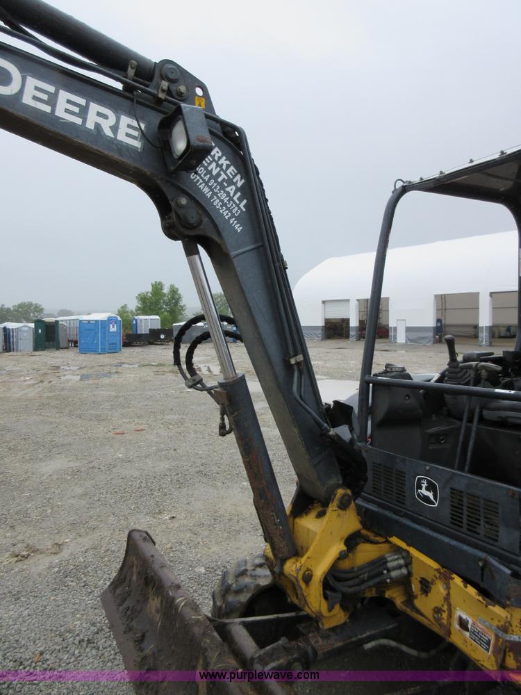 image for item AO9123 2008 John Deere 35D compact excavator