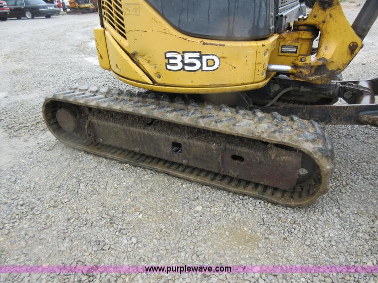 image for item AO9123 2008 John Deere 35D compact excavator