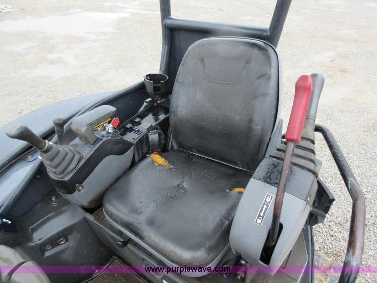 image for item AO9123 2008 John Deere 35D compact excavator