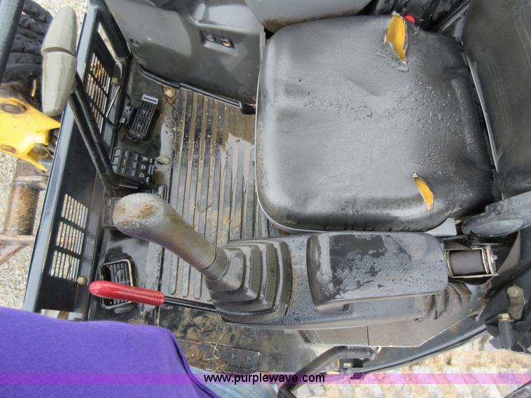 image for item AO9123 2008 John Deere 35D compact excavator