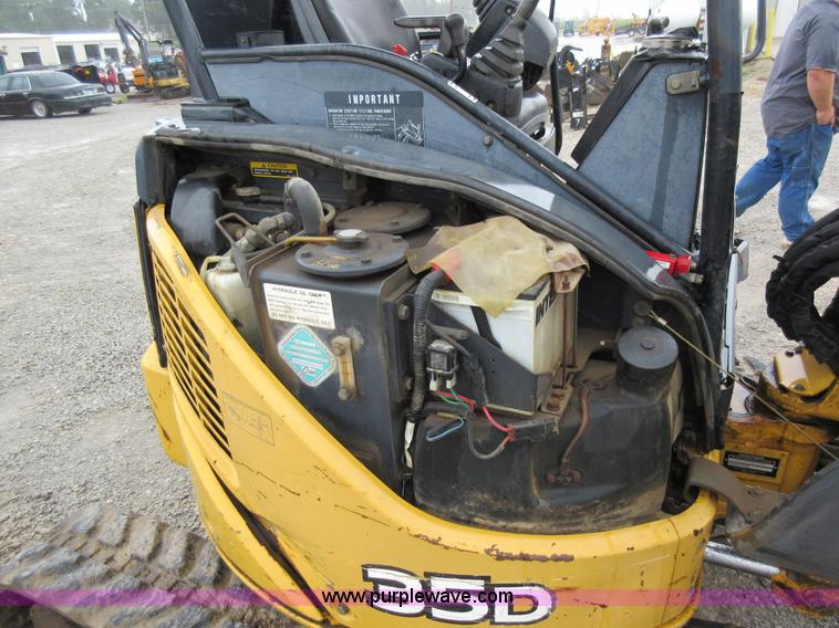image for item AO9123 2008 John Deere 35D compact excavator
