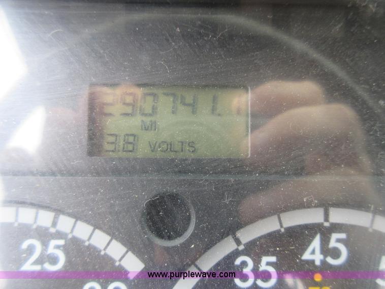 image for item AO9124 2003 Freightliner FL80 roll back truck