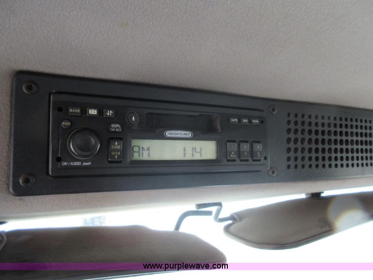 image for item AO9124 2003 Freightliner FL80 roll back truck