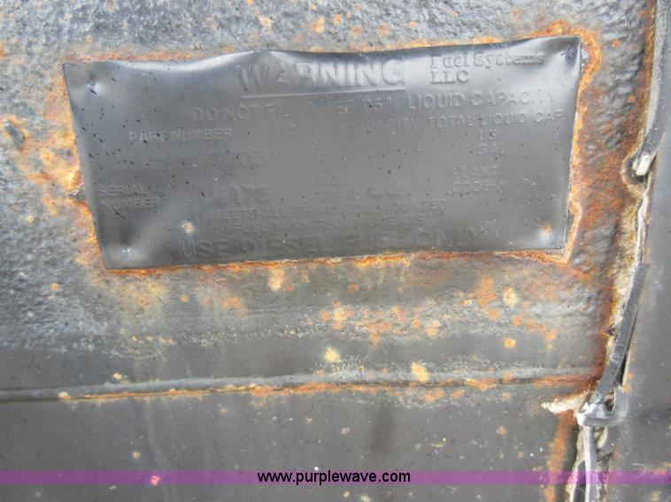 image for item AO9124 2003 Freightliner FL80 roll back truck