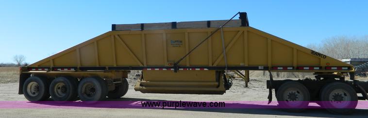 image for item AQ9410 1997 Ranco bottom dump trailer