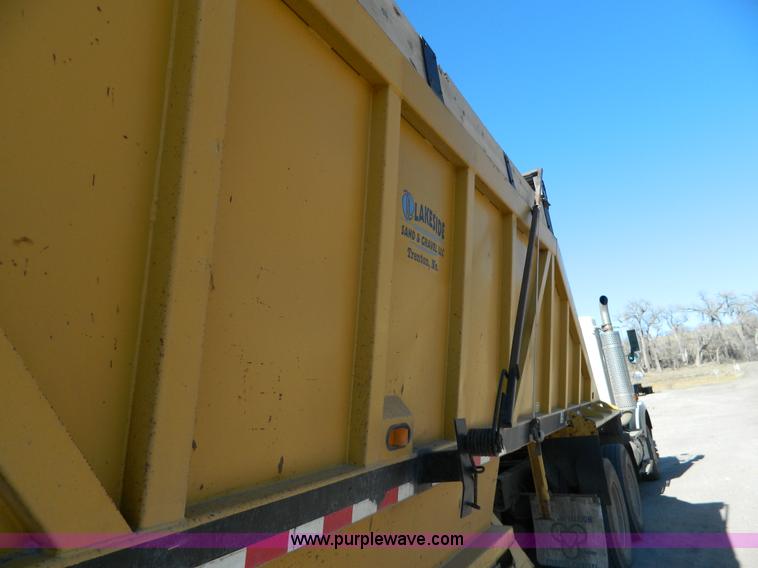 image for item AQ9410 1997 Ranco bottom dump trailer