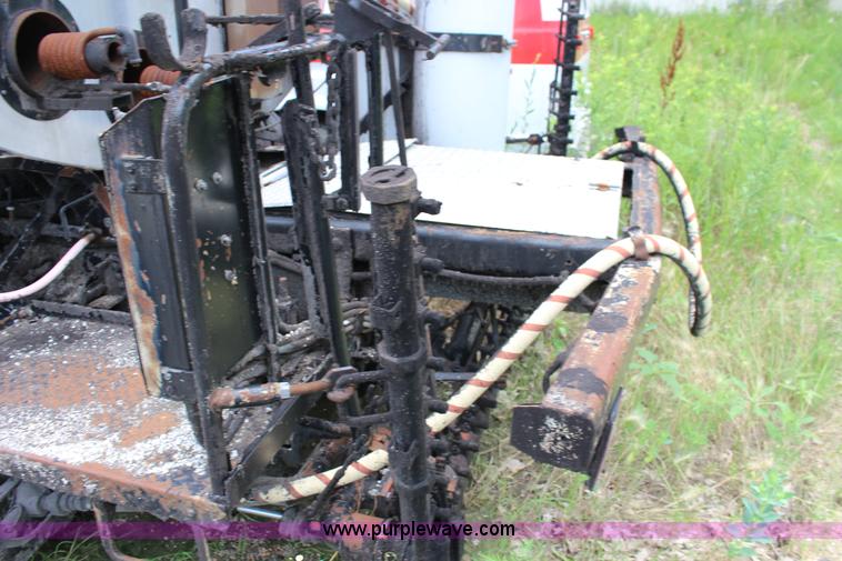 image for item F7970 1988 Chevrolet C60 oil distributior truck