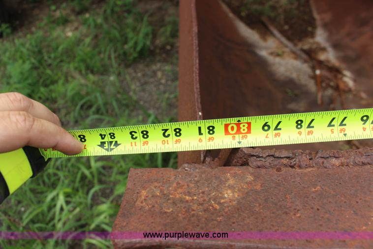 image for item F7974 Dump Rough haul bed liner