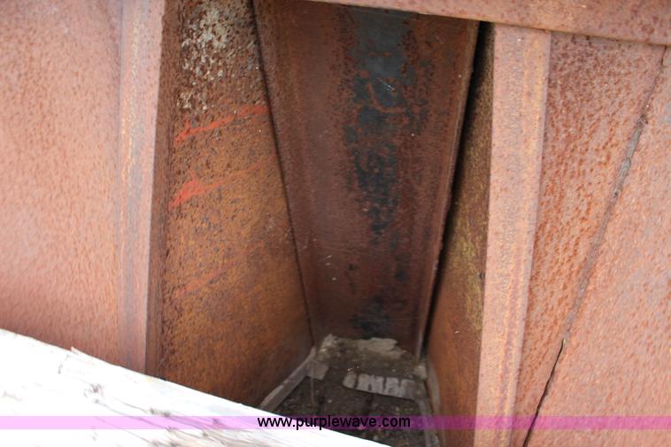 image for item F7975 Dump Rough haul bed liner