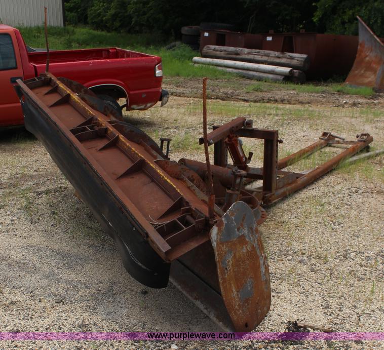 image for item F7980 Snow plow