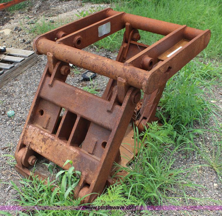 image for item F7982 Snow plow mount