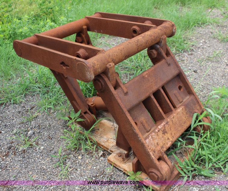 image for item F7982 Snow plow mount