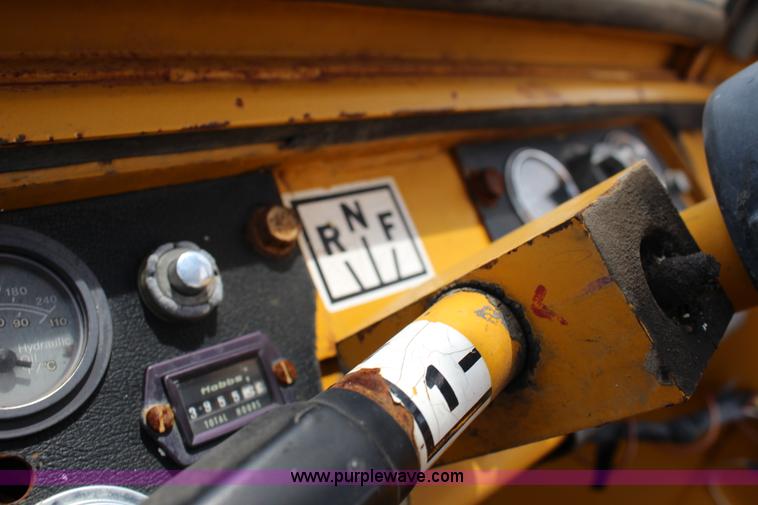 image for item F7984 1971 Allis Chalmers 840 wheel loader