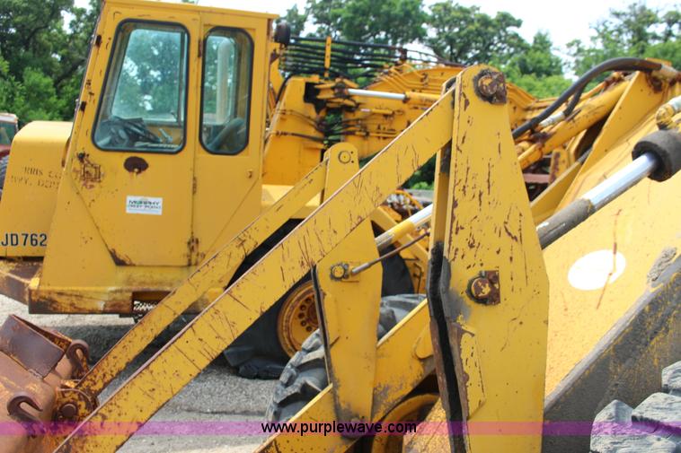 image for item F7984 1971 Allis Chalmers 840 wheel loader