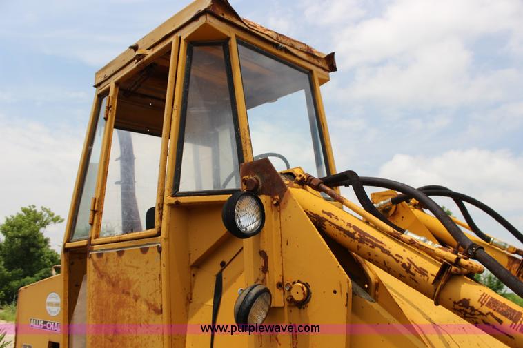 image for item F7984 1971 Allis Chalmers 840 wheel loader