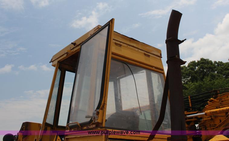 image for item F7984 1971 Allis Chalmers 840 wheel loader