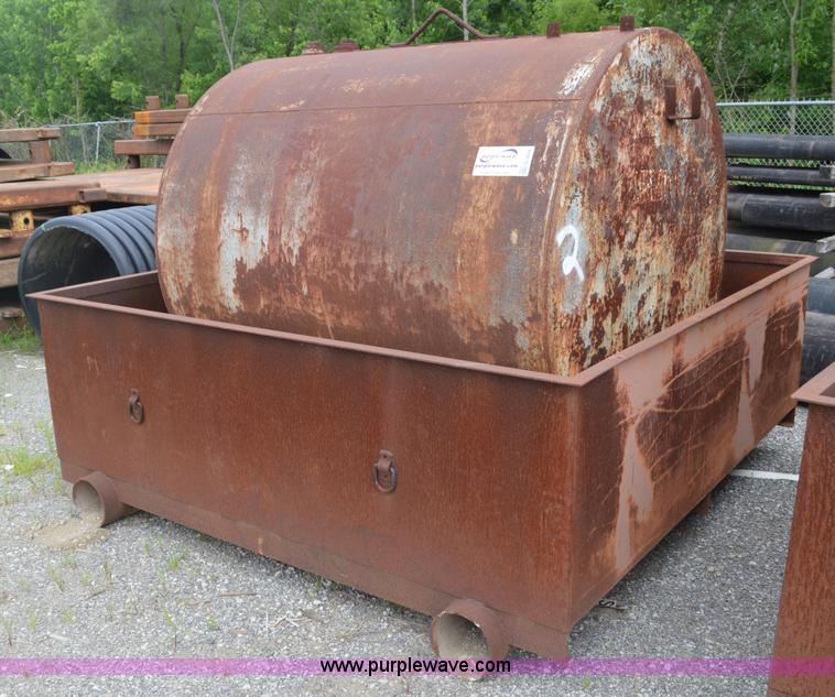 image for item G3666 Fuel tank