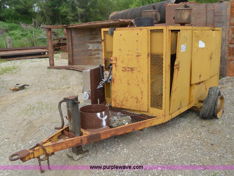 image for item G3668 Caterpillar 3208 generator