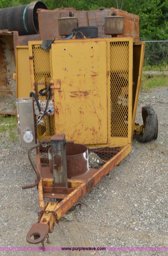 image for item G3668 Caterpillar 3208 generator