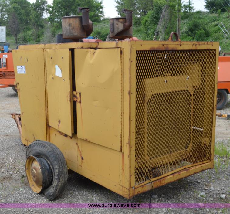 image for item G3668 Caterpillar 3208 generator