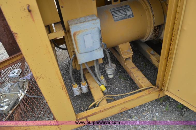image for item G3668 Caterpillar 3208 generator