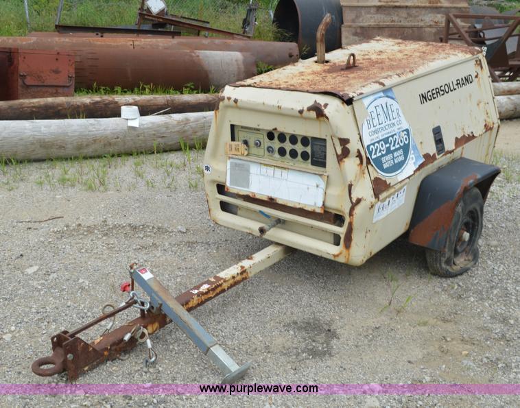 image for item G3669 Ingersoll Rand P125WD air compressor
