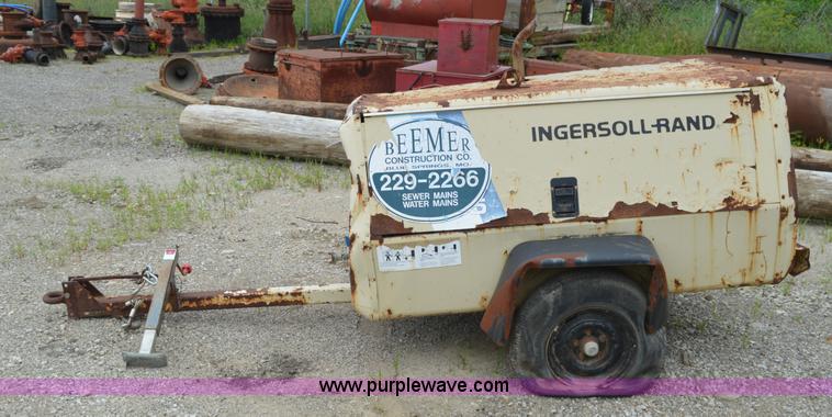 image for item G3669 Ingersoll Rand P125WD air compressor