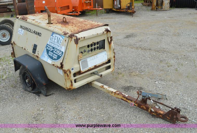 image for item G3669 Ingersoll Rand P125WD air compressor
