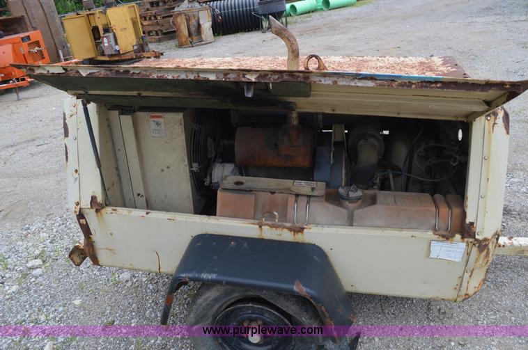 image for item G3669 Ingersoll Rand P125WD air compressor