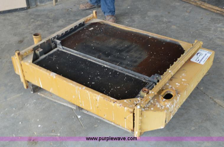 image for item G3678 Caterpillar 963B track loader radiator