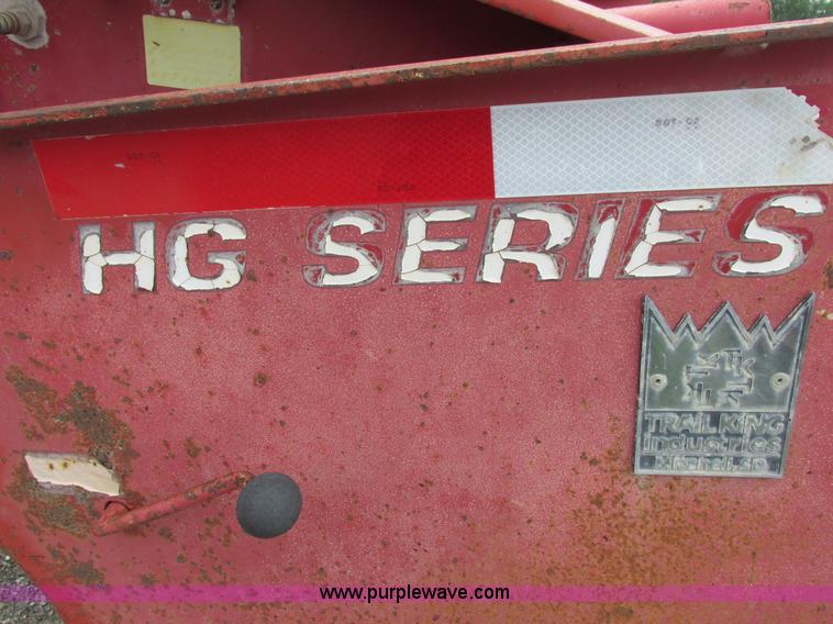 image for item H3258 1999 Trail King TK110HDG-483 equipment trailer