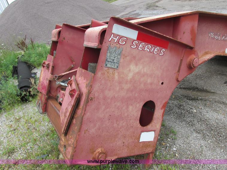 image for item H3258 1999 Trail King TK110HDG-483 equipment trailer