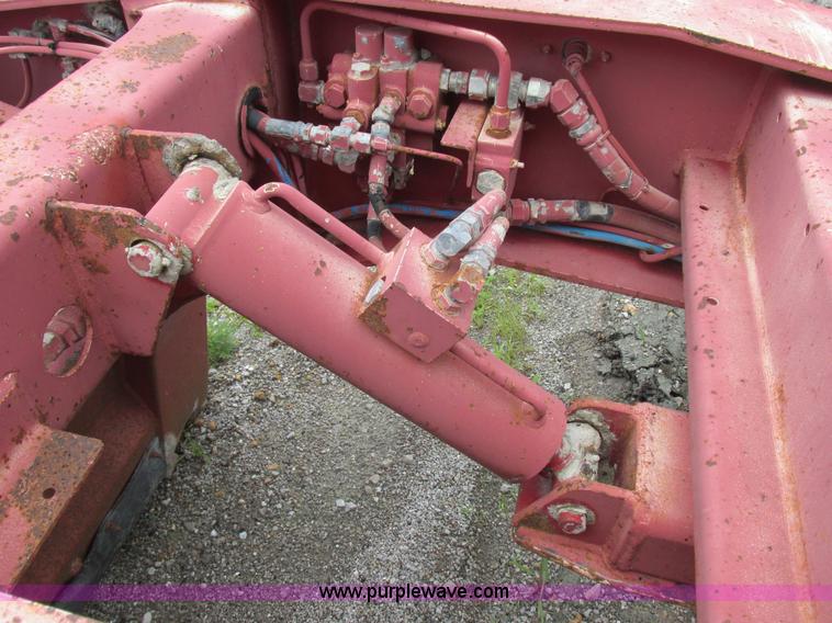 image for item H3258 1999 Trail King TK110HDG-483 equipment trailer